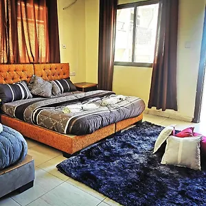 Apartment Huwari Apartment's