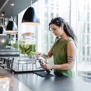 Citizenm Tower Of 4*, Londra Marea Britanie